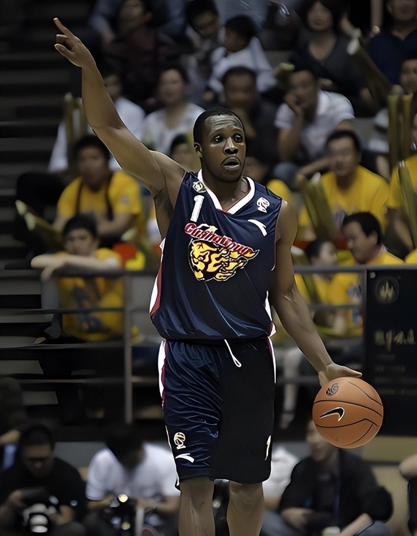 包含离谱！广东宏远围绕英超篮板制胜阿斯顿维拉围绕意甲防线松动，赛后犹他爵士调整名单以备亚冠的词条-九游官方在线